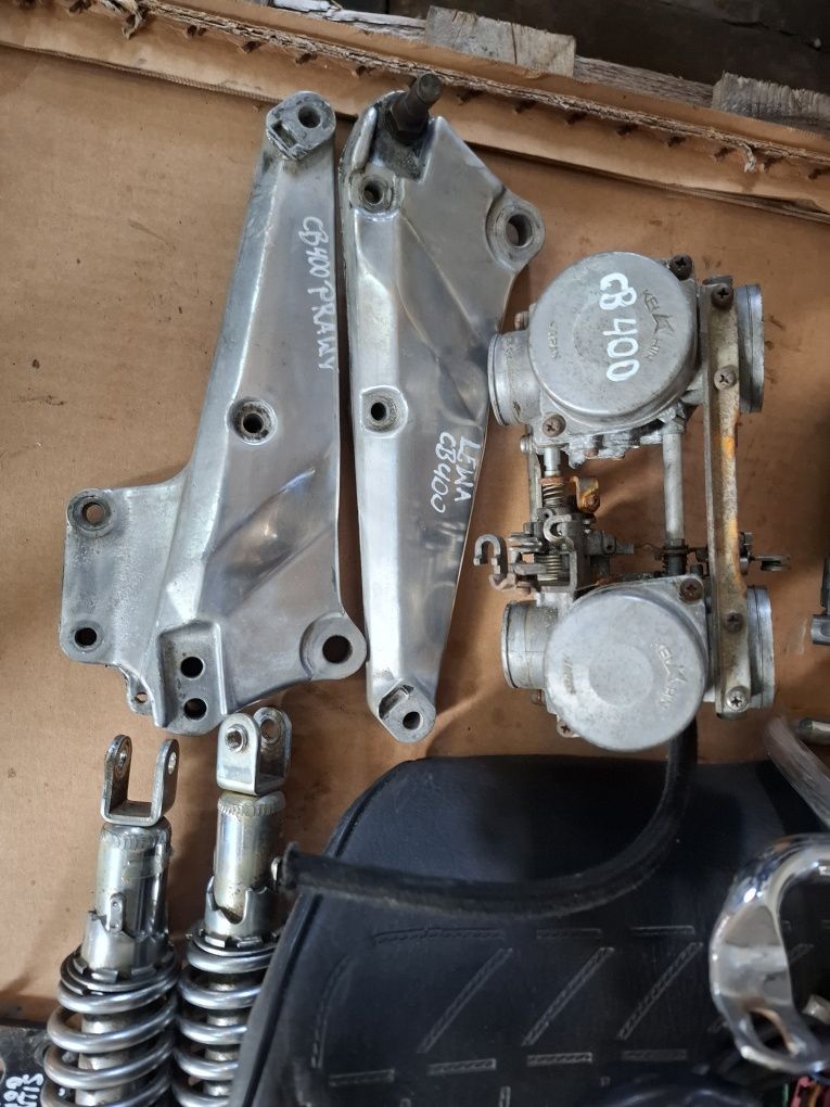 Honda cb 400 gazniki części