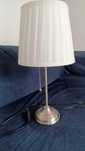 Lampa stołowa nocna