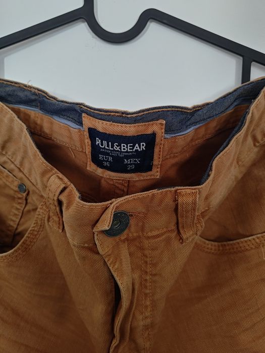 Calças castanho claro Pull & Bear - Mostarda