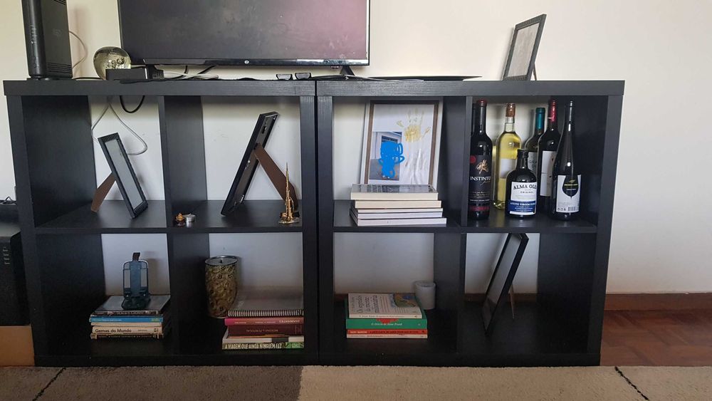 estante cubo ikea muito pratica e bem conservada