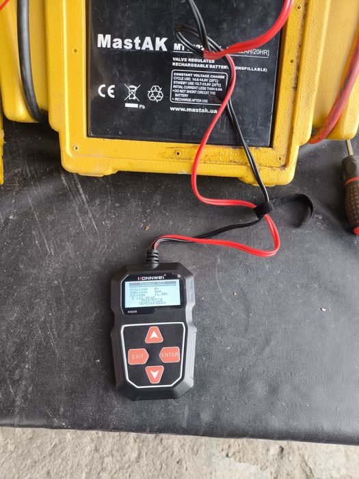 Джамп стартер з компресором