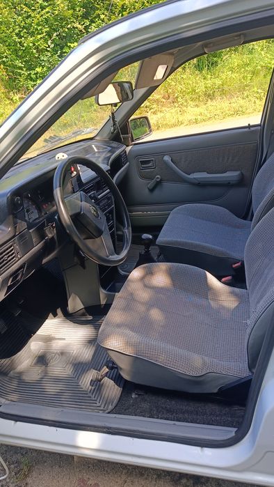 Opel Kadett E 1.3 benzyna