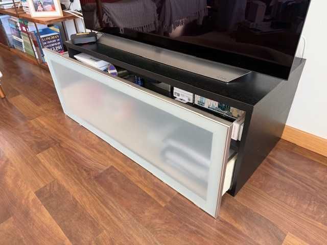 Móvel de TV BoConcept com 2 componentes