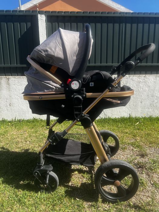 Carrinho bebe, vendo bem barato e com um preco bem acessivel,praticame