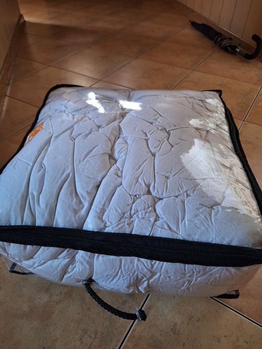 Kołdra zimowa 220x200