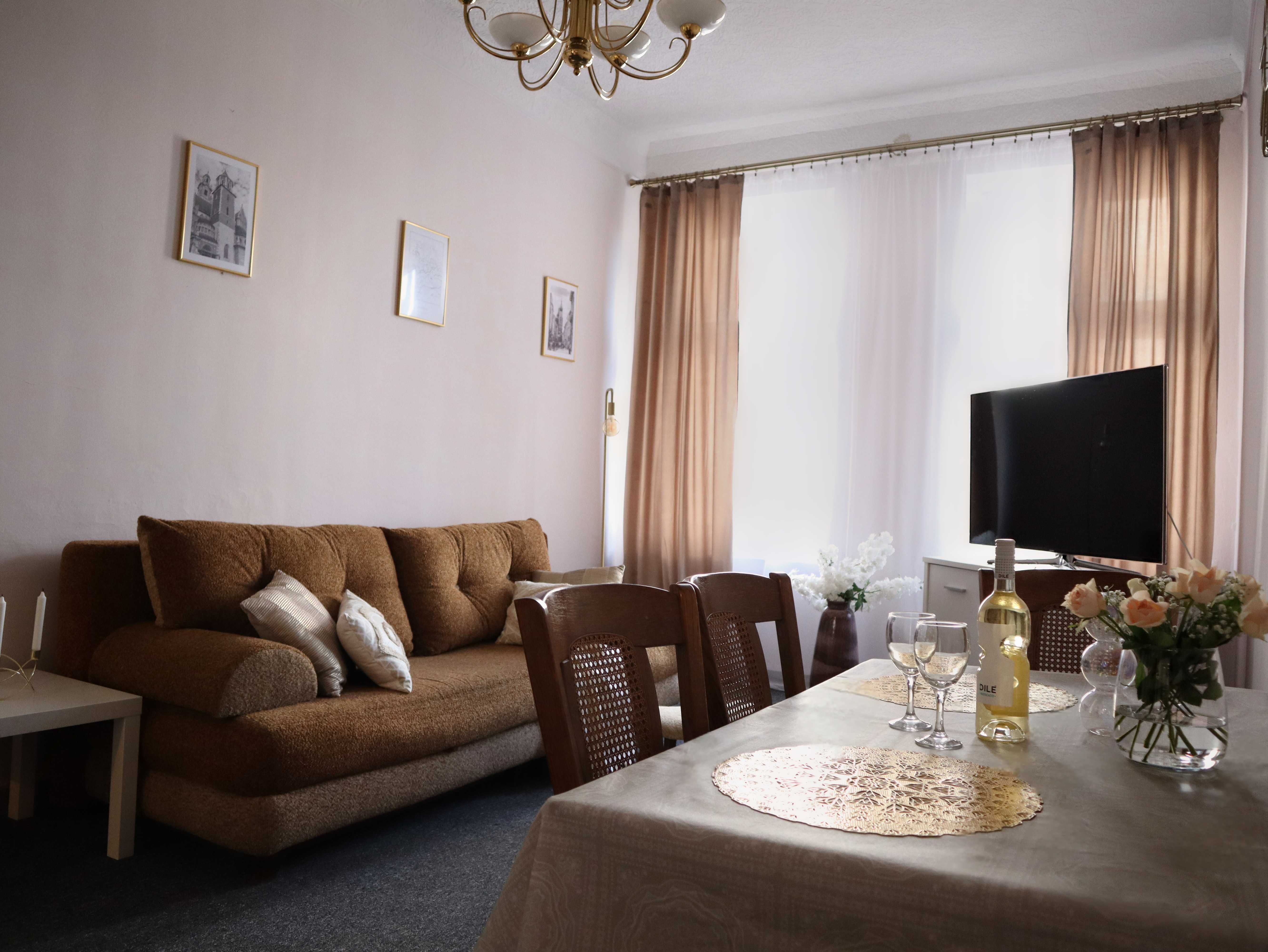 Mieszkanie 5 min do Dworca ul. Szlak , 2 pokoje max 6 osób