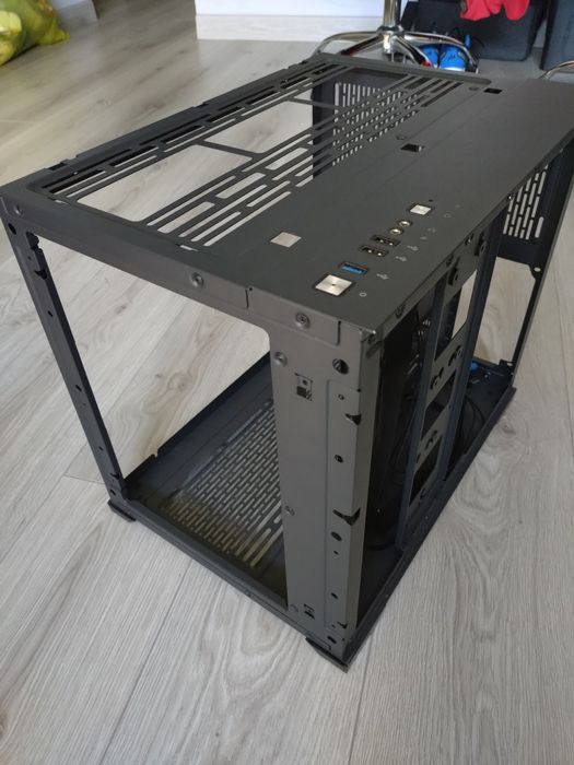 Obudowa Darkflash C305 ATX szkło