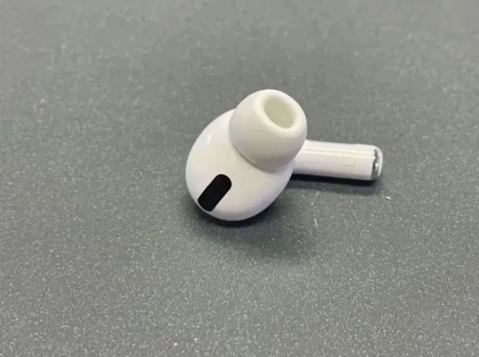 oryginalna lewa słuchawka AirPods pro 1 gen. A2084