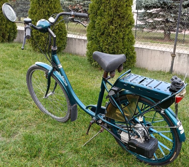 Rower Sachs z silnikiem spalinowym Sachsa.