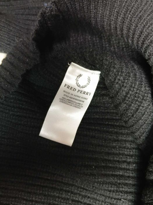 FRED PERRY вовняний светр чоловічий чорний оригінал М
