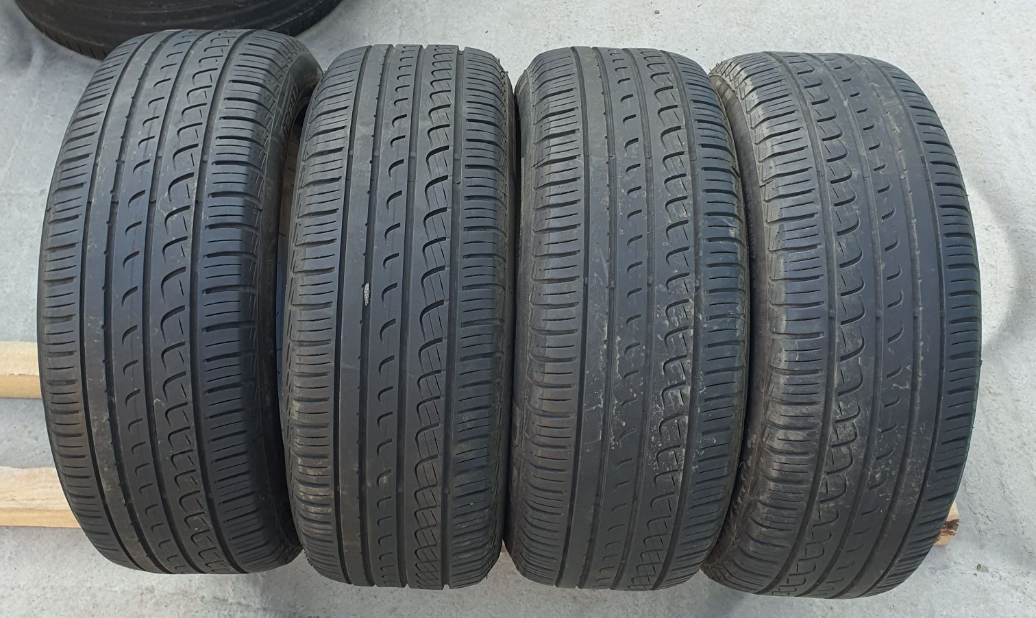 Шини Pirelli P7 R16 205/55 ціна за 4шт-3800грн.ID 421