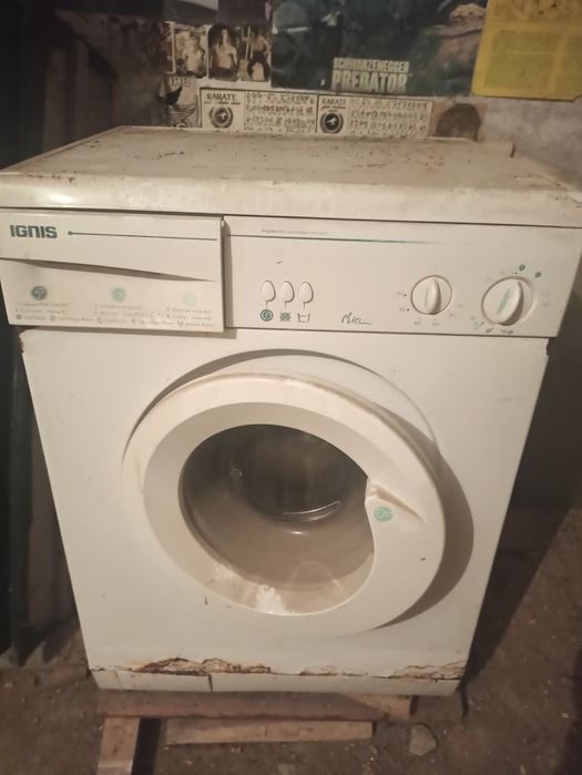 Пральна машина (неробоча)