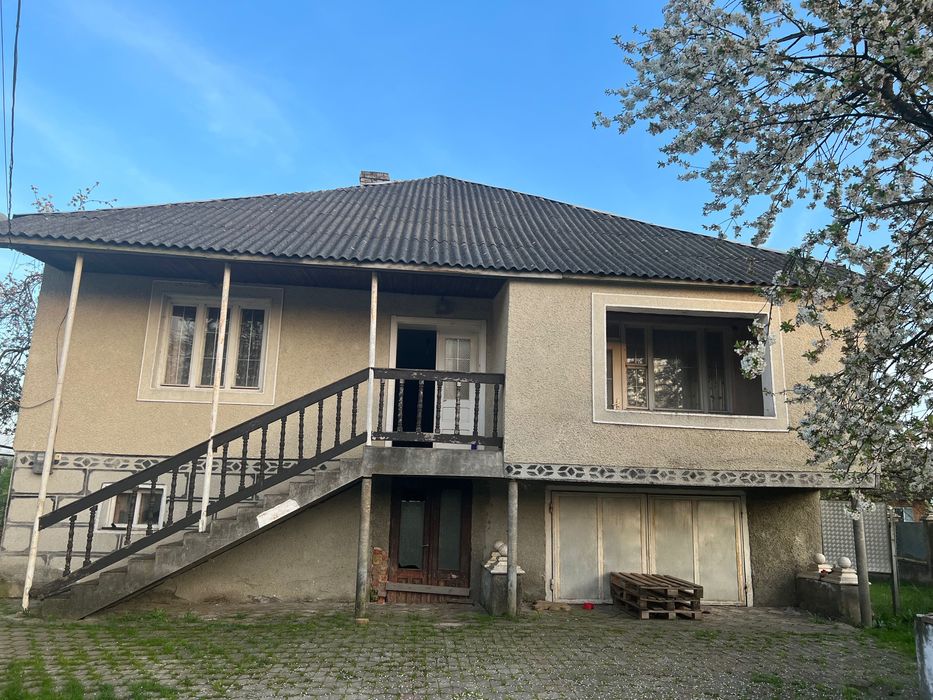 Здам будинок в довготривалу оренду