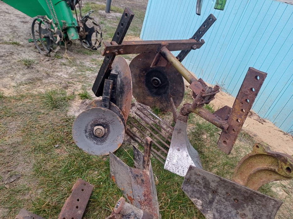 Мотоблок Зубр 10 з навсним в комплекті