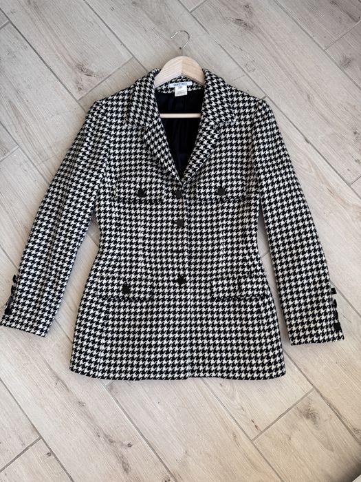 Жакет ,блейзер  силуетний