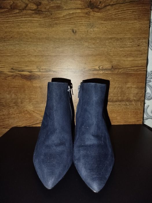 Жіночі напівчоботи