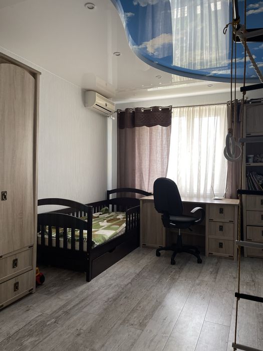 Продаж 2 кім. 9 мкрн. Лівий берег