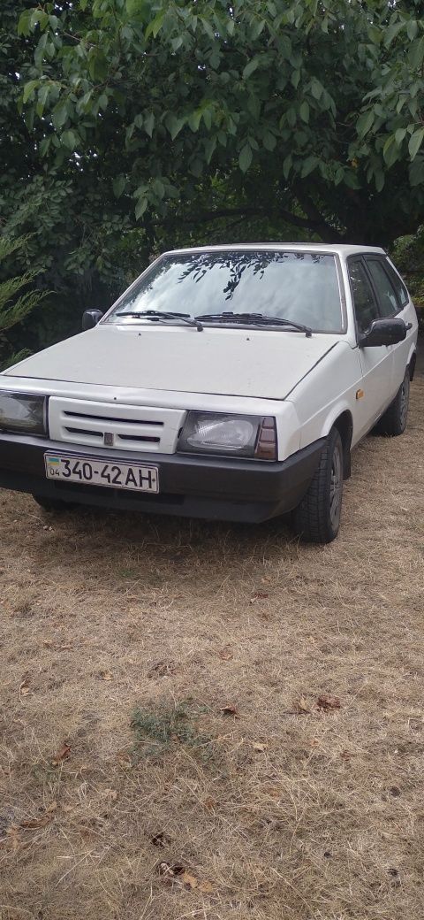 Продам Ваз 2109  1992