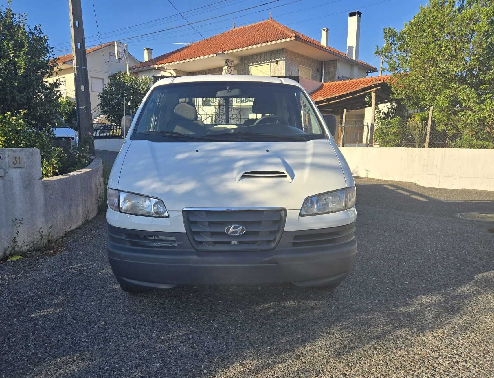 Hyundai H1 Diesel Caixa Aberta 2500cc Totalmente Restaurada