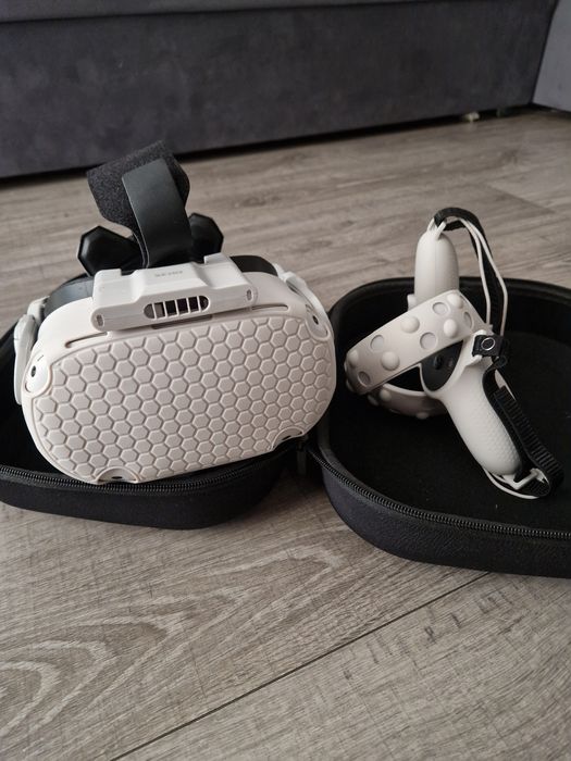 Продам Oculus Quest 2 128GB