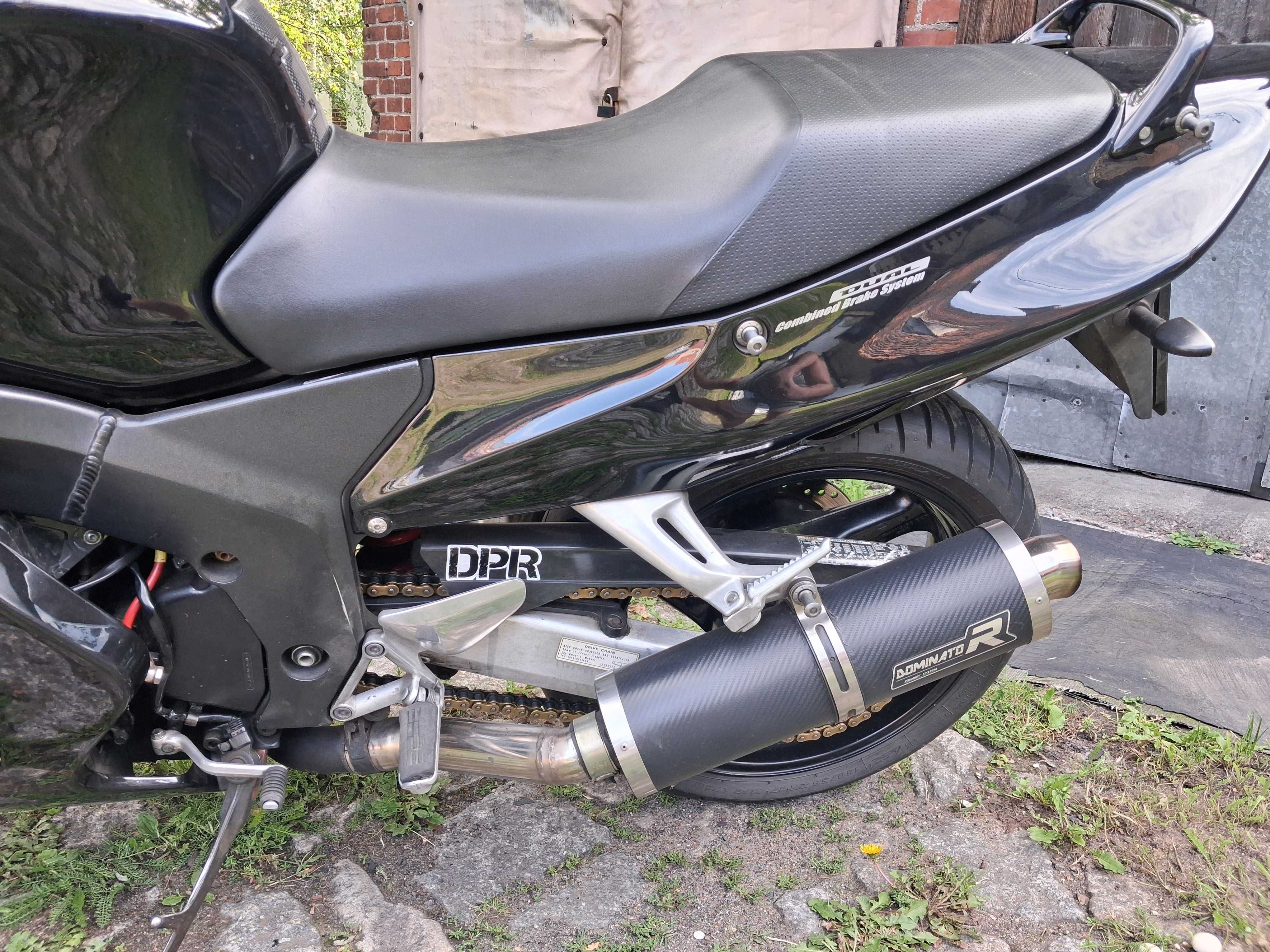Honda CBR 1100 XX blackbird zadbana 6 lat w jednych rękach