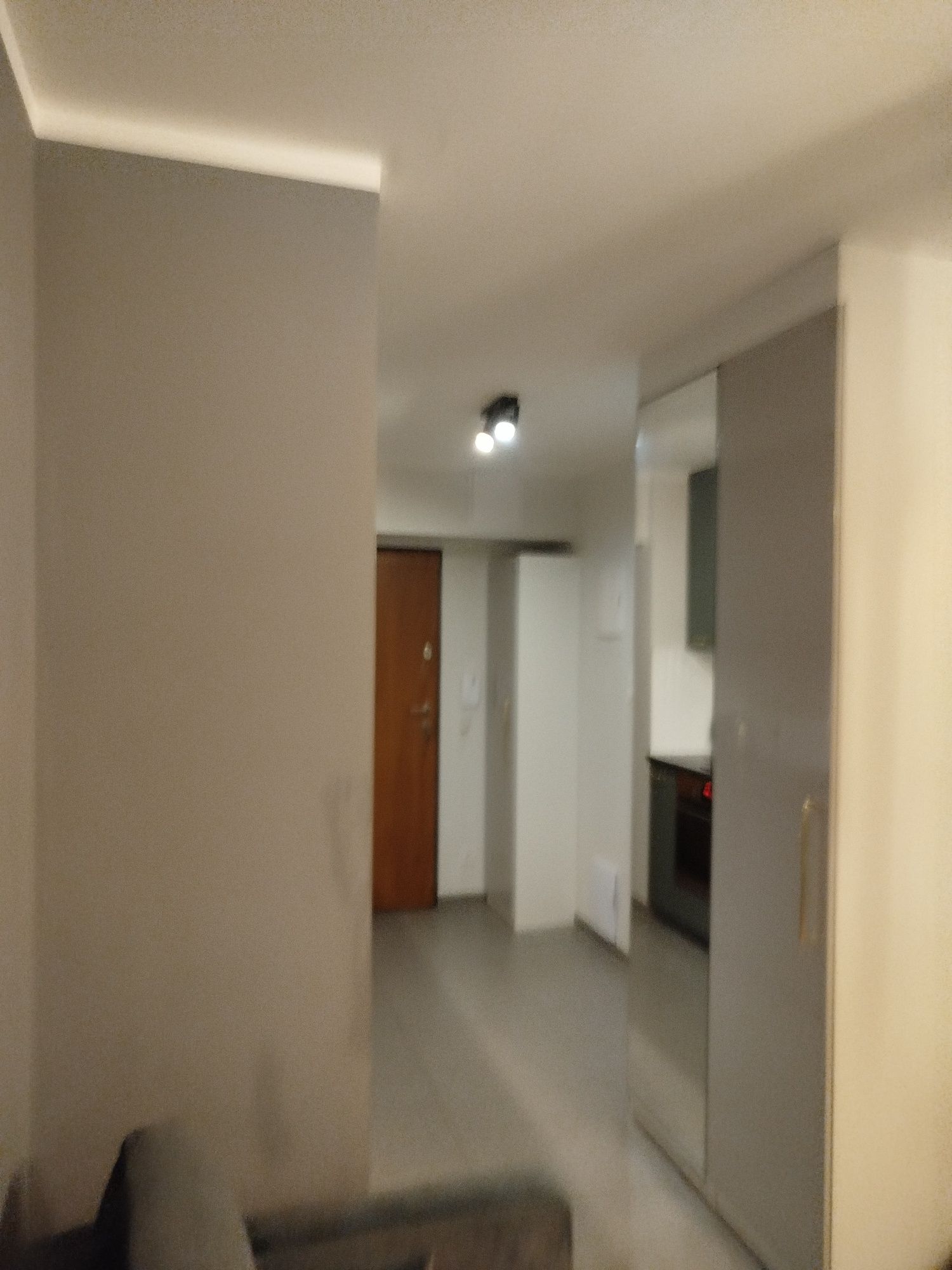Wynajem na doby-Warszawa Gocławek min.3 doby