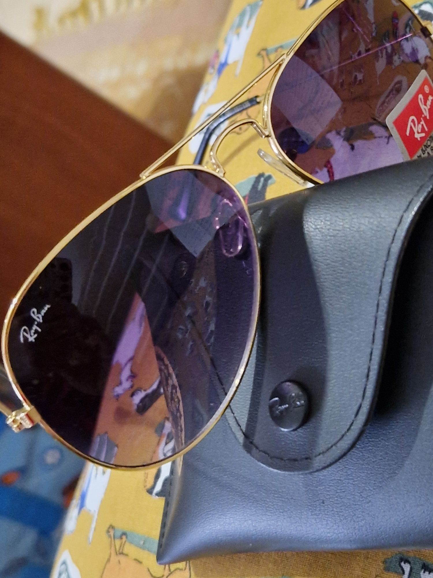 Ray-Ban originais.