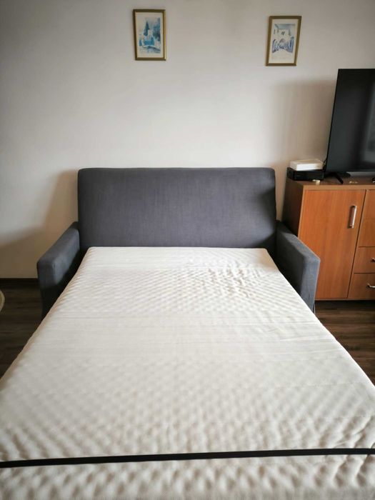 Sofa 2 osobowa rozkładana HYLTARP ikea mało używana