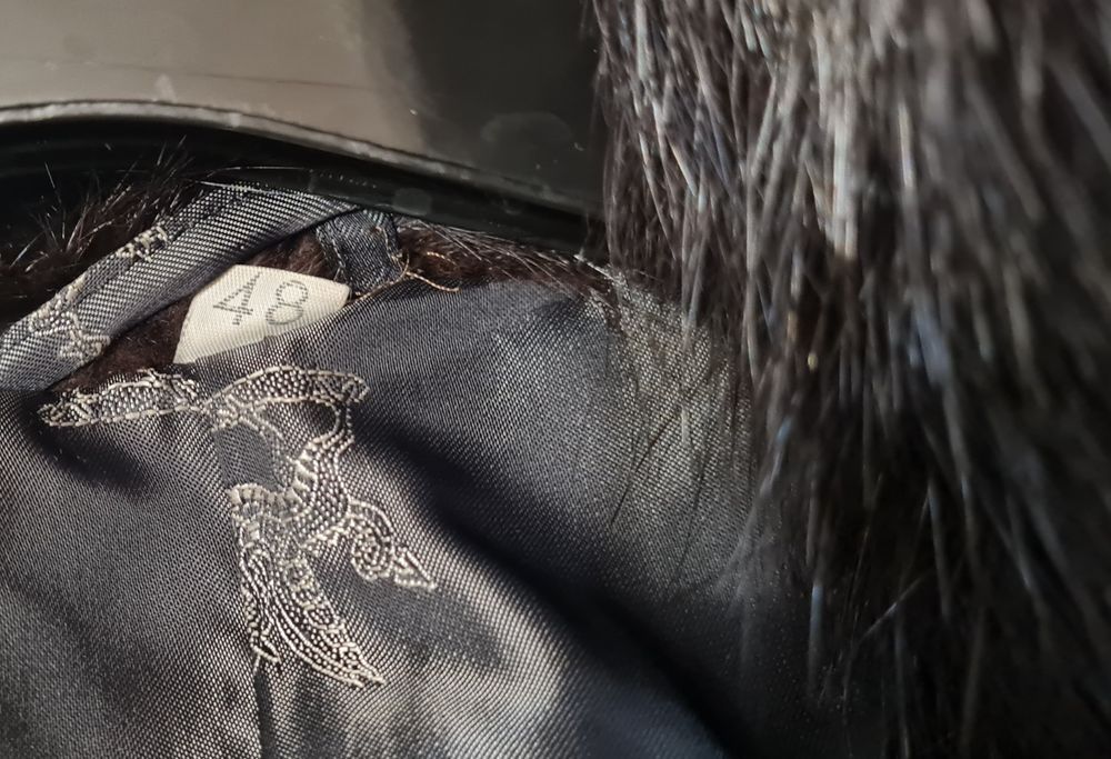 Piękne futro czarne z nutrii, marka RZF, rozm. 48