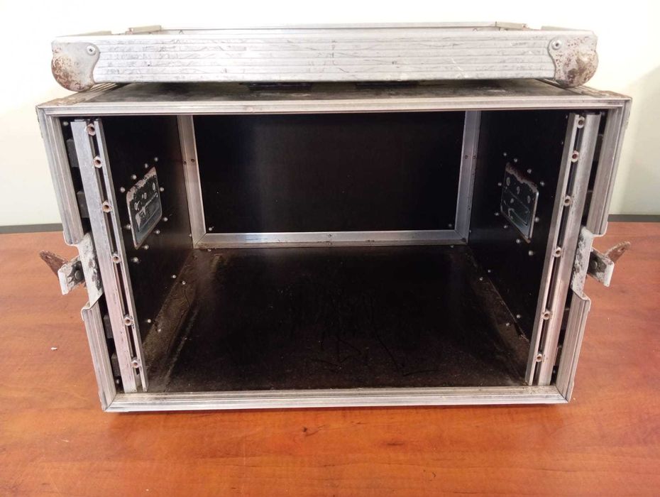 Skrzynia case rack jednostronny