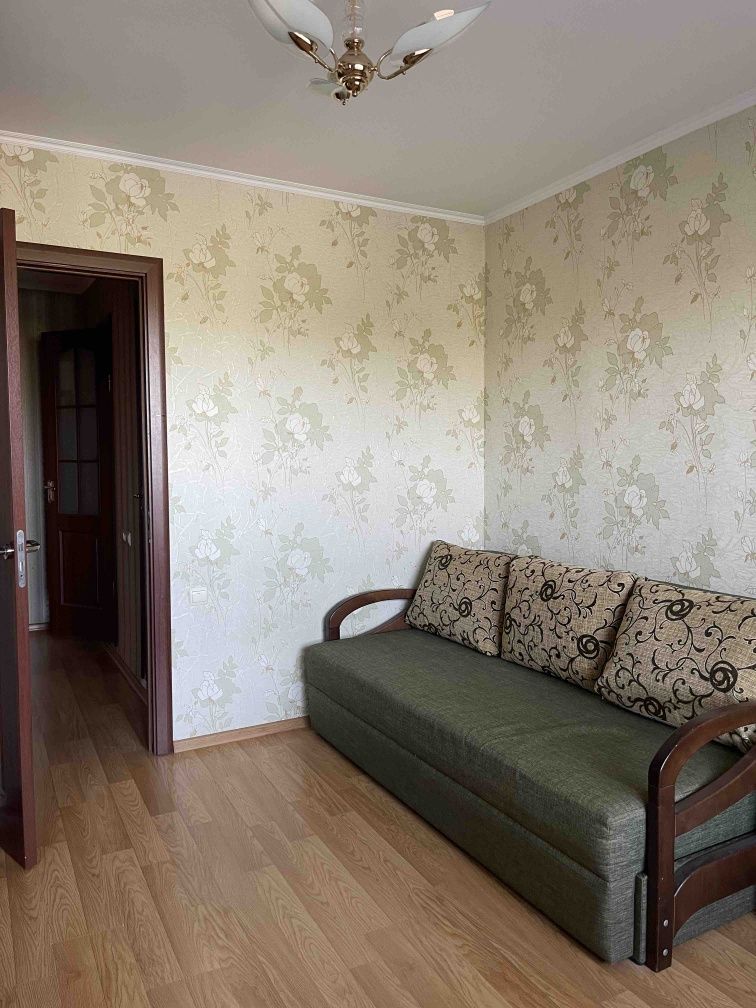 Продам 3 квартиру з меблями,та бит.технікой  ,+ гараж.