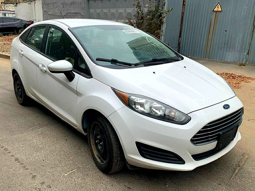 Ford Fiesta mk7 USA мк7 Разборка Фонарь Фара Запчасти США Розборка