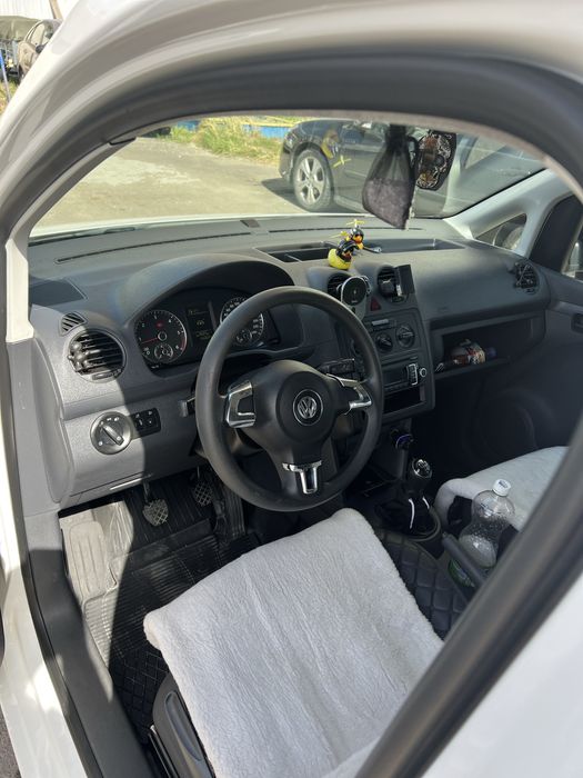 Volkswagen Caddy 1.6 tdi 2012