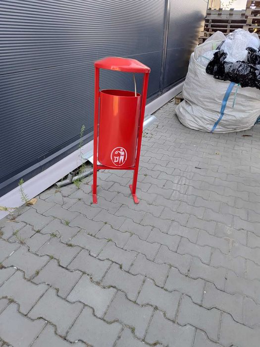 Kubeł na śmieci, zewnętrzny, duży, wytrzymały, solidny, pojemnik