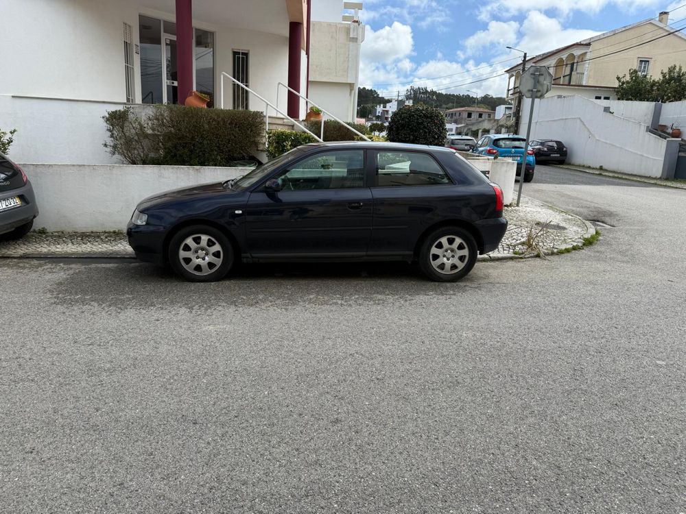 Audi A3 de 3 portas 130cv,  caixa de 6 velocidades