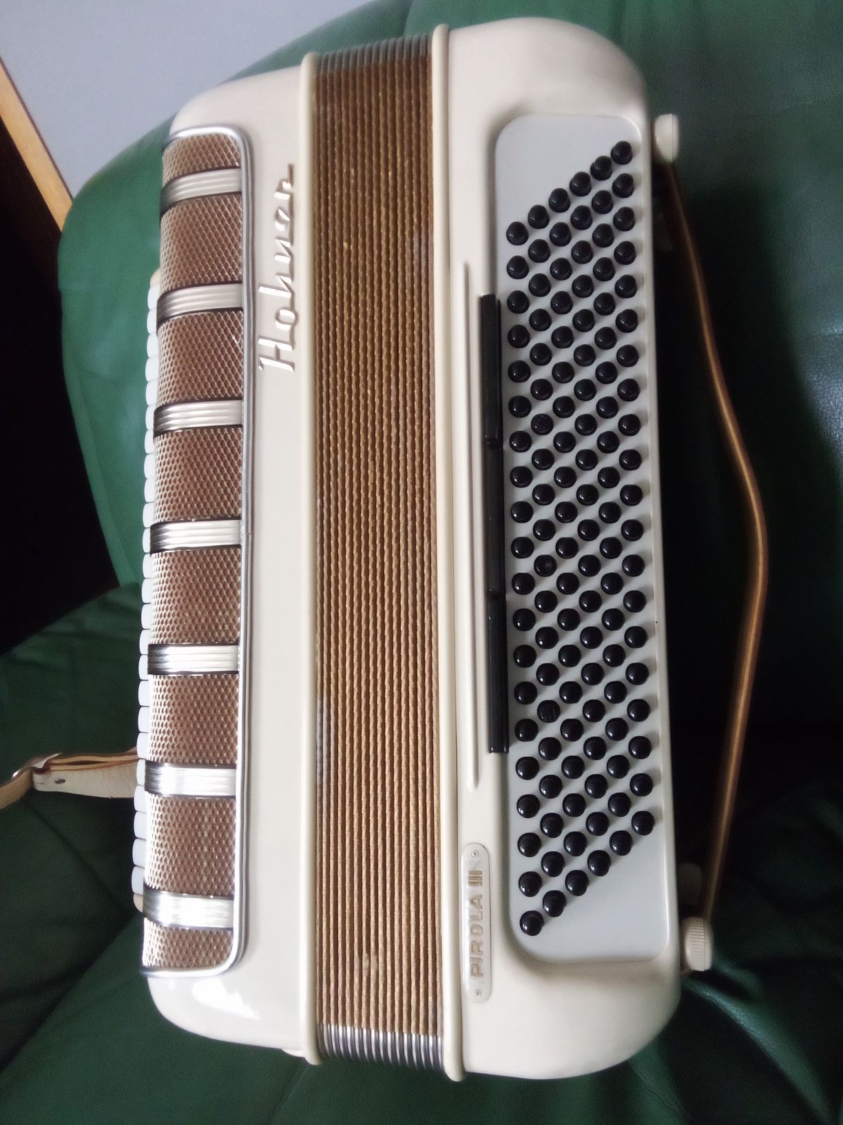 Akordeon hohner PIROLA III