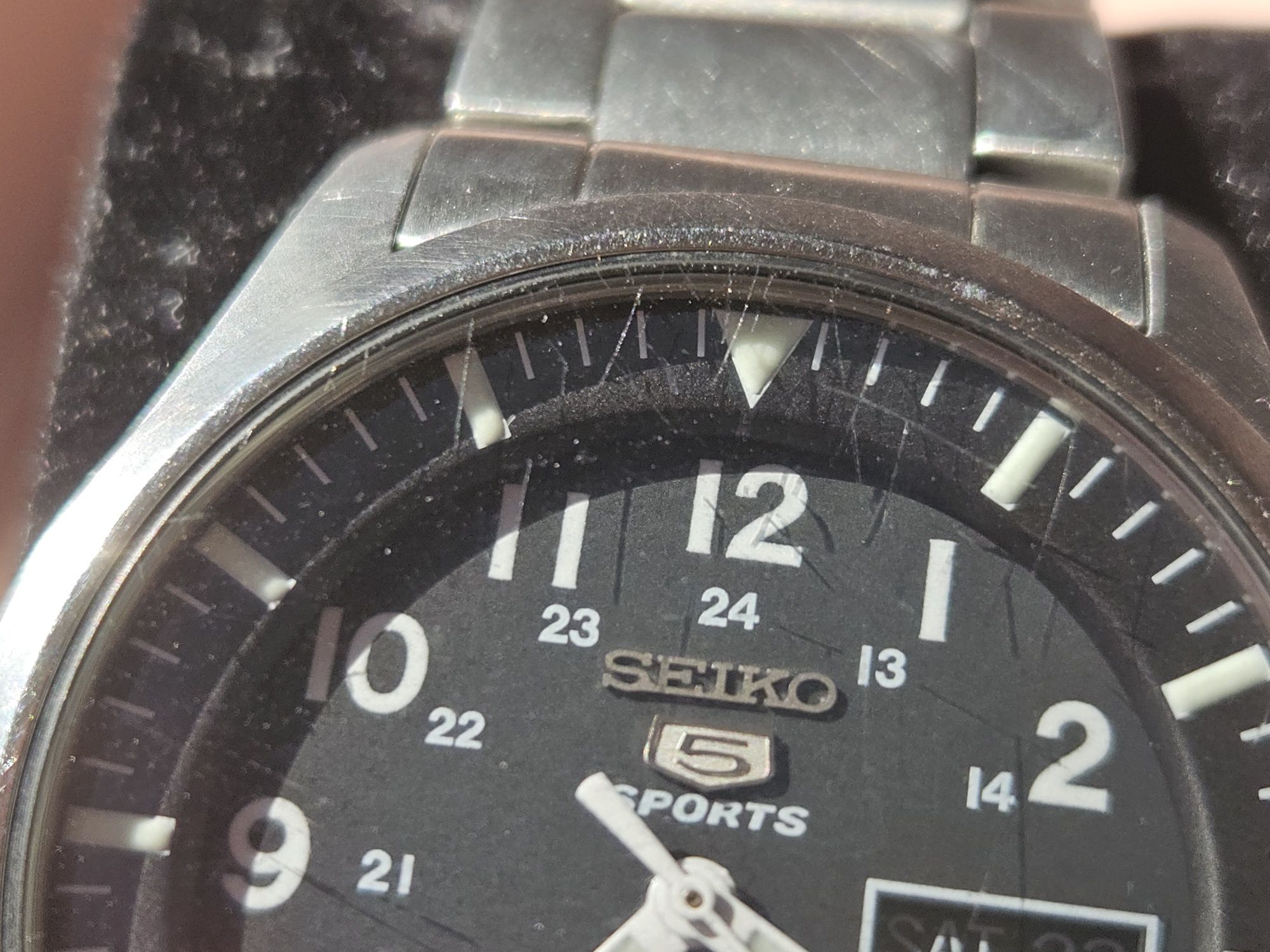 Seiko 5 Sports model SNZG13K1