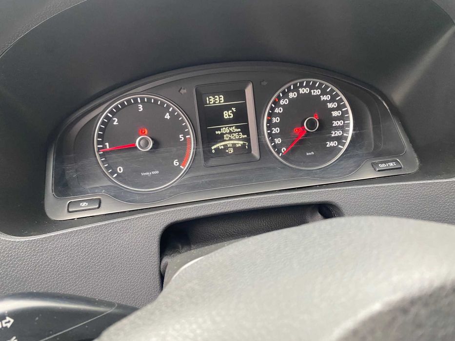 Volkswagen Transporter T5 lift long 2.0 Tdi 8 osobowy z rampą