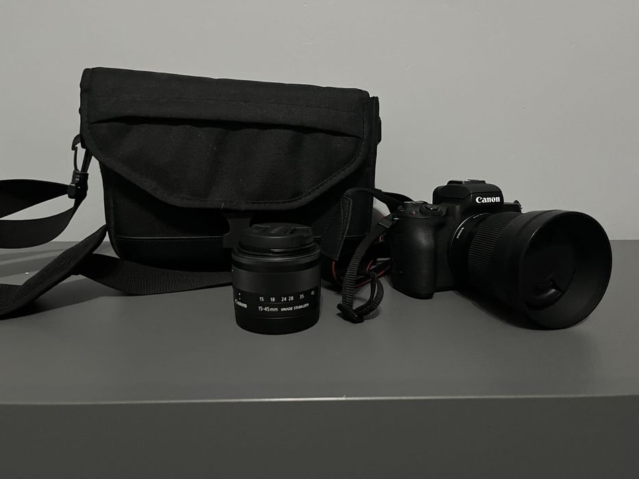 Canon m50 + 15/45 obiektyw canonn + sigma 56mm 1.4 + przenośne studio