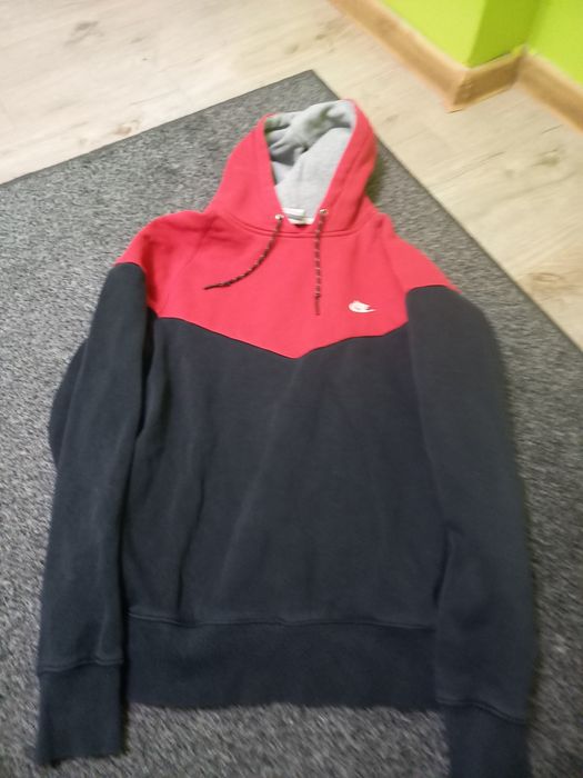 Sprzedam  dla chłopca  bluzę Firmy  Nike
