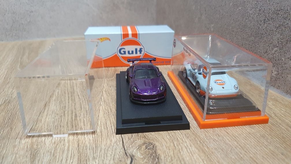 Gablotka na model 1:64 taka jak Hot Wheels RLC