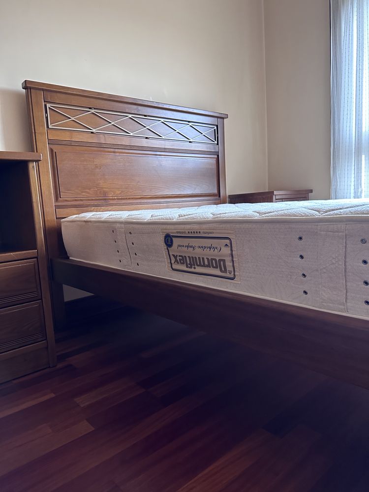 Cama 1,30cmx208cm Madeira Maciça Mogno c/colchao ortopédico incluído