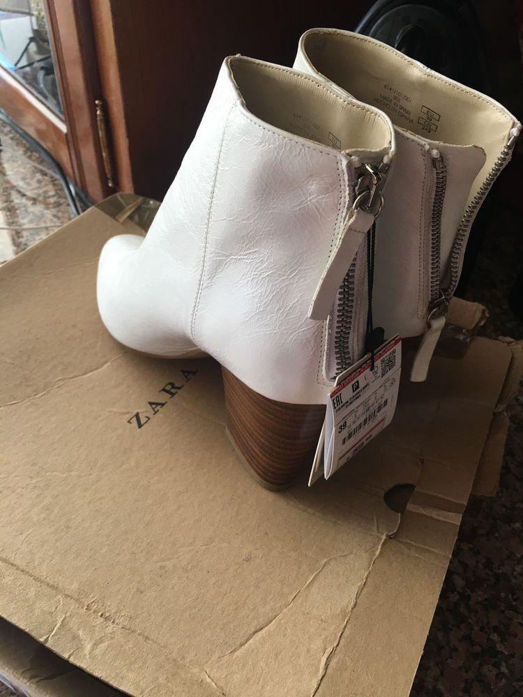 Botas zara brancas 39