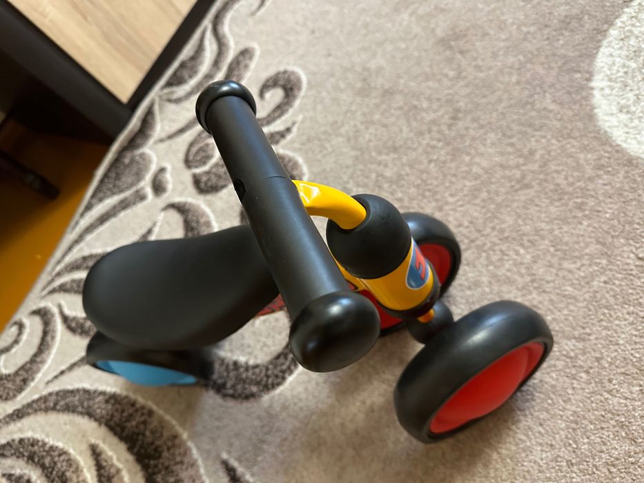 Беговел speed для маленьких 1 год