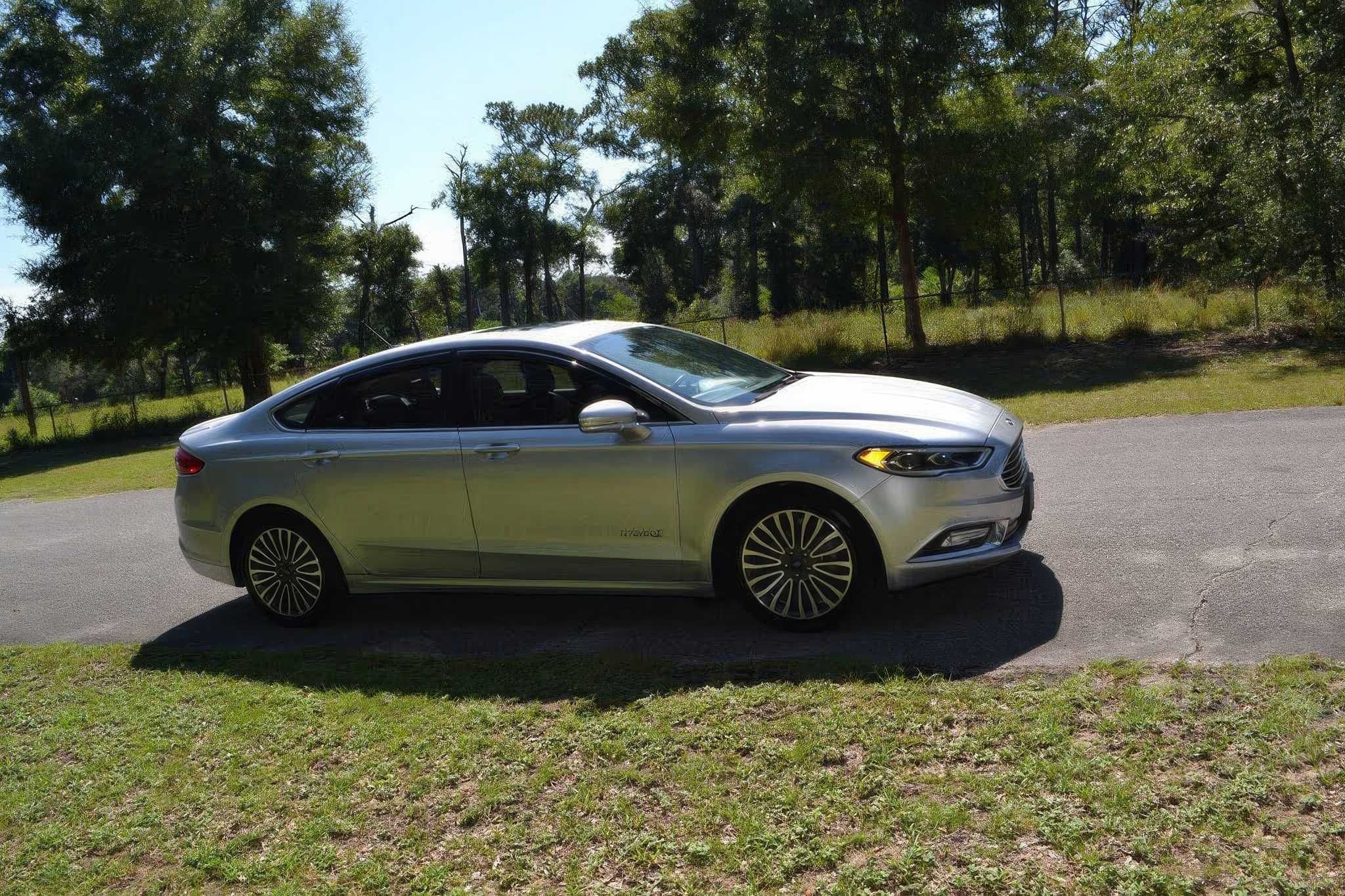 2018 Ford Fusion Hybrid Titanium