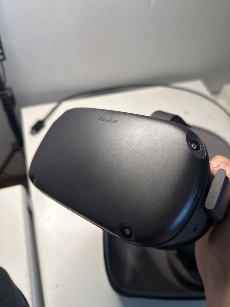 Oculus Quest 1 – VR bez kabli w świetnym stanie