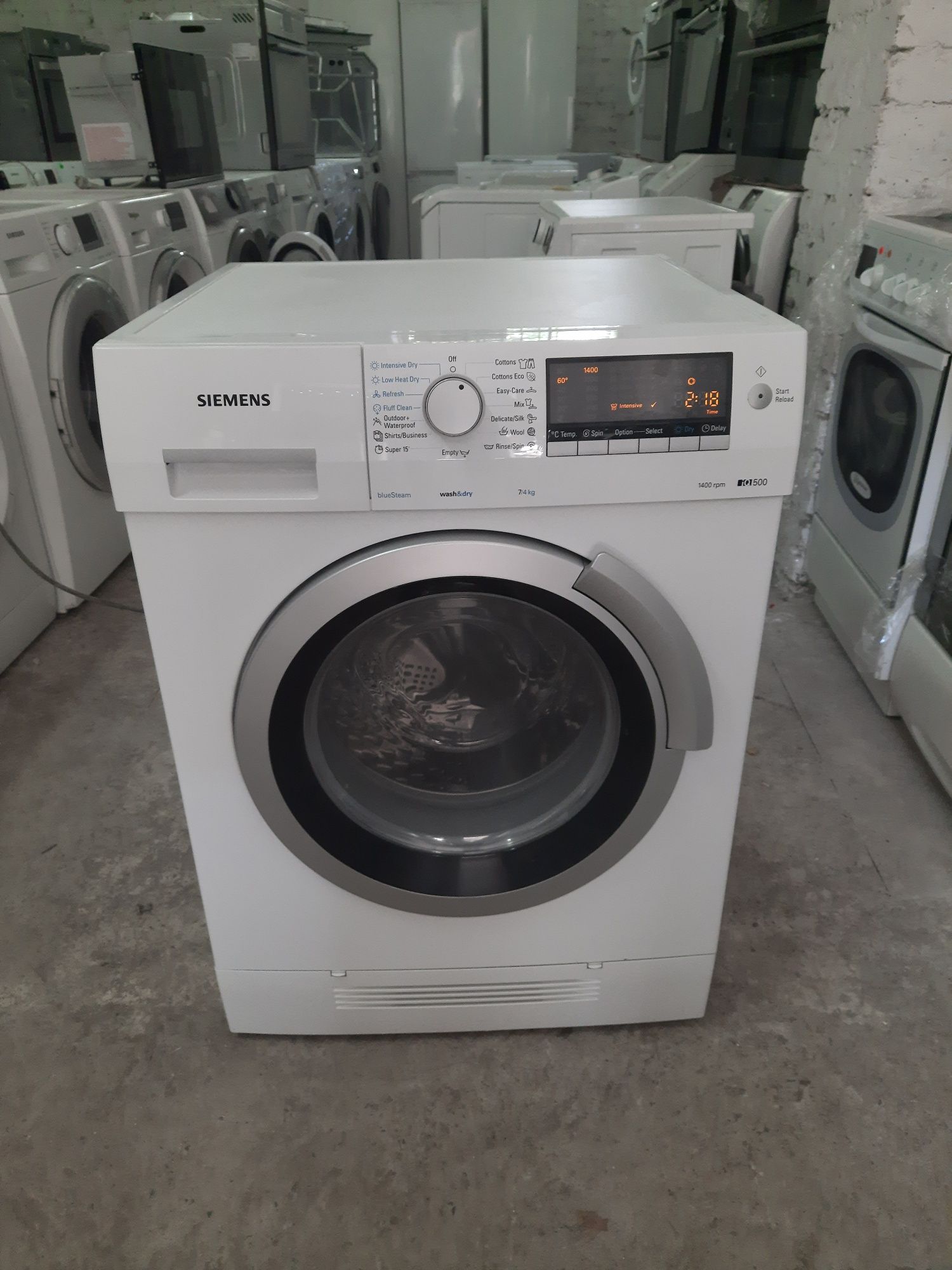 Пральна машина зі сушкою 2в1 Siemens mod WD14H421EU