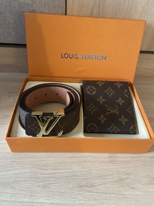Pack caixa com cinto Louis Vuitton e carteira