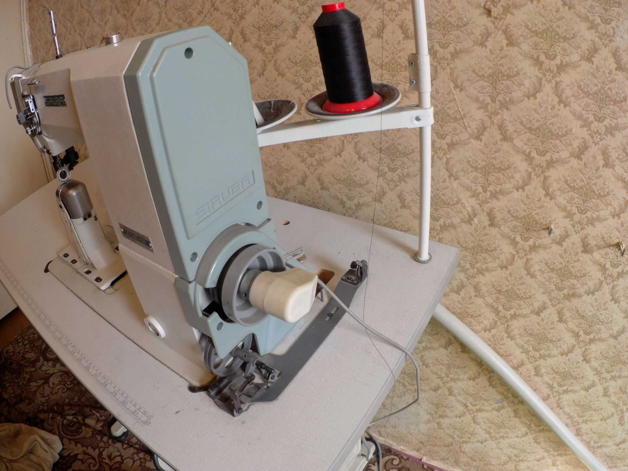 Колонковая швейная машина Siruba R718K-02