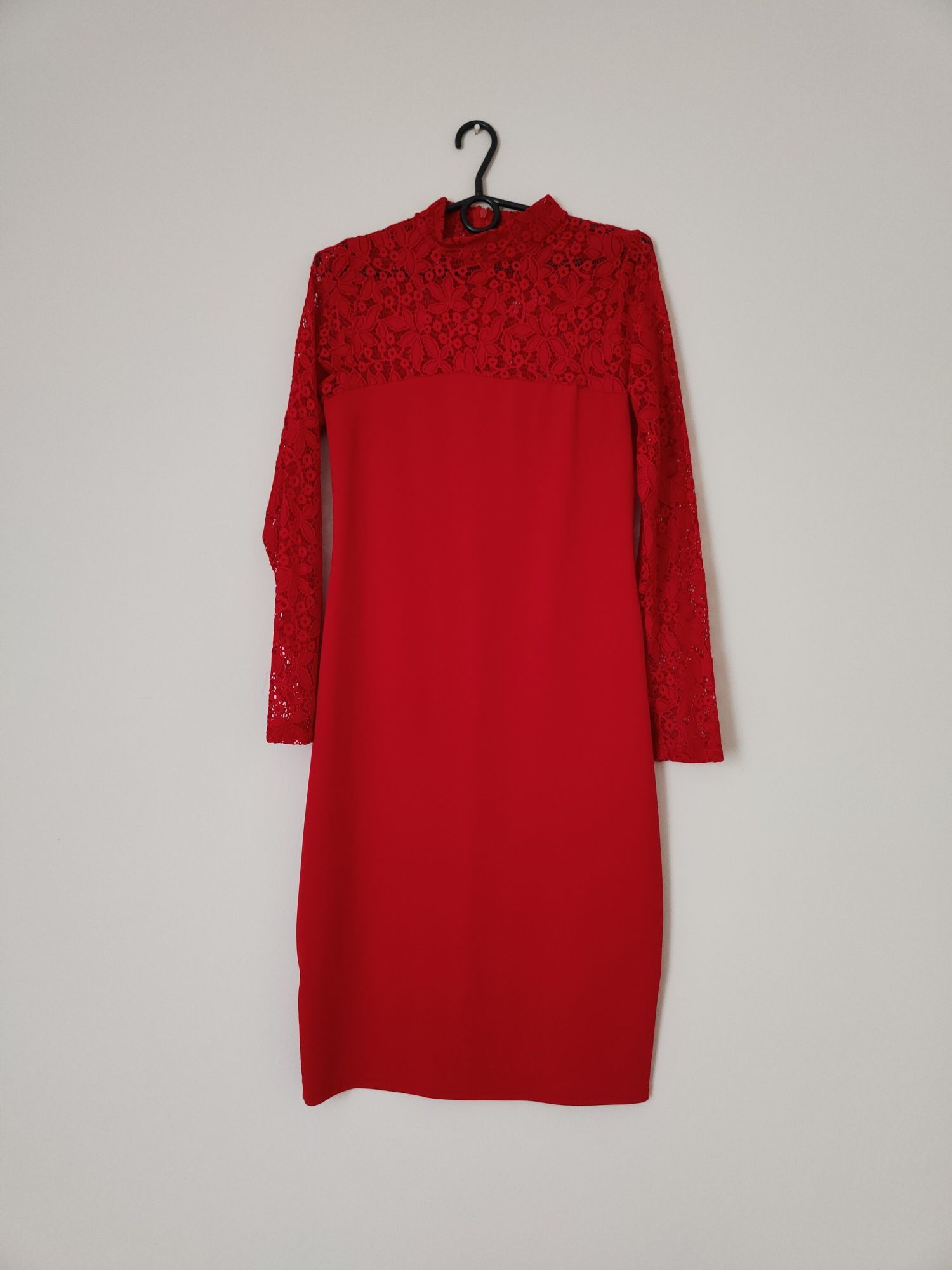 Sukienka czerwona L/XL